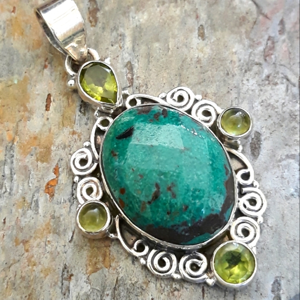 Faceted Tibetan Turquoise Silver Pendant